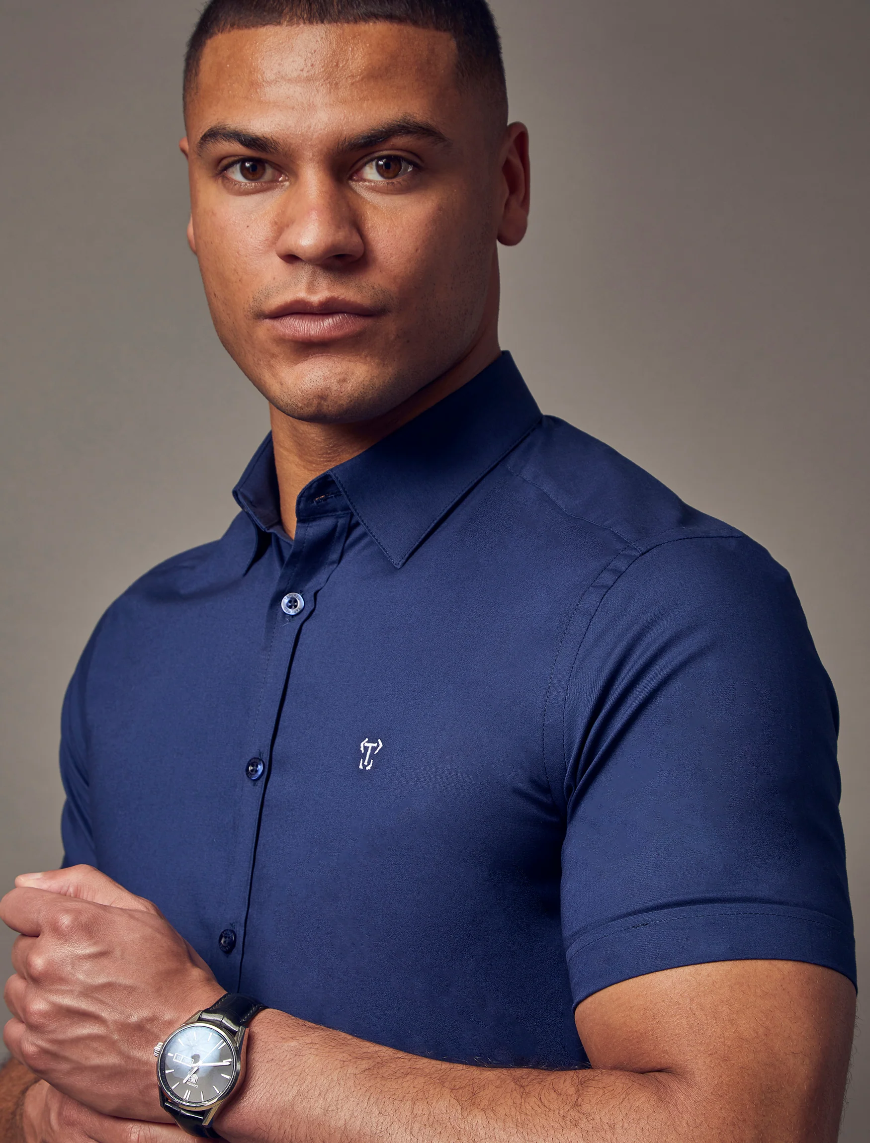 Navy Short Sleeve Tapered Fit Shirt - Image 8