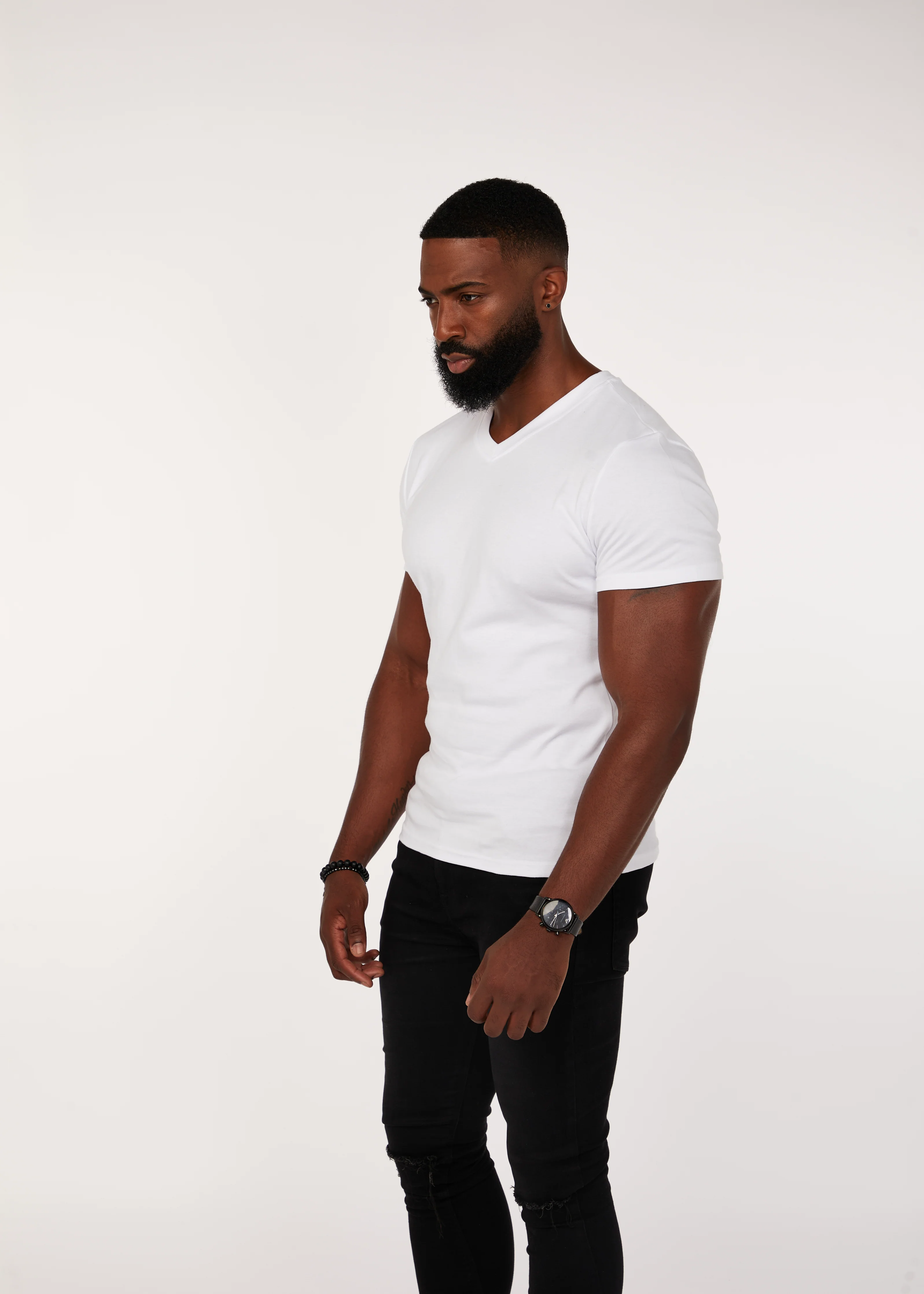 White V Neck Tapered Fit T-Shirt - Image 10
