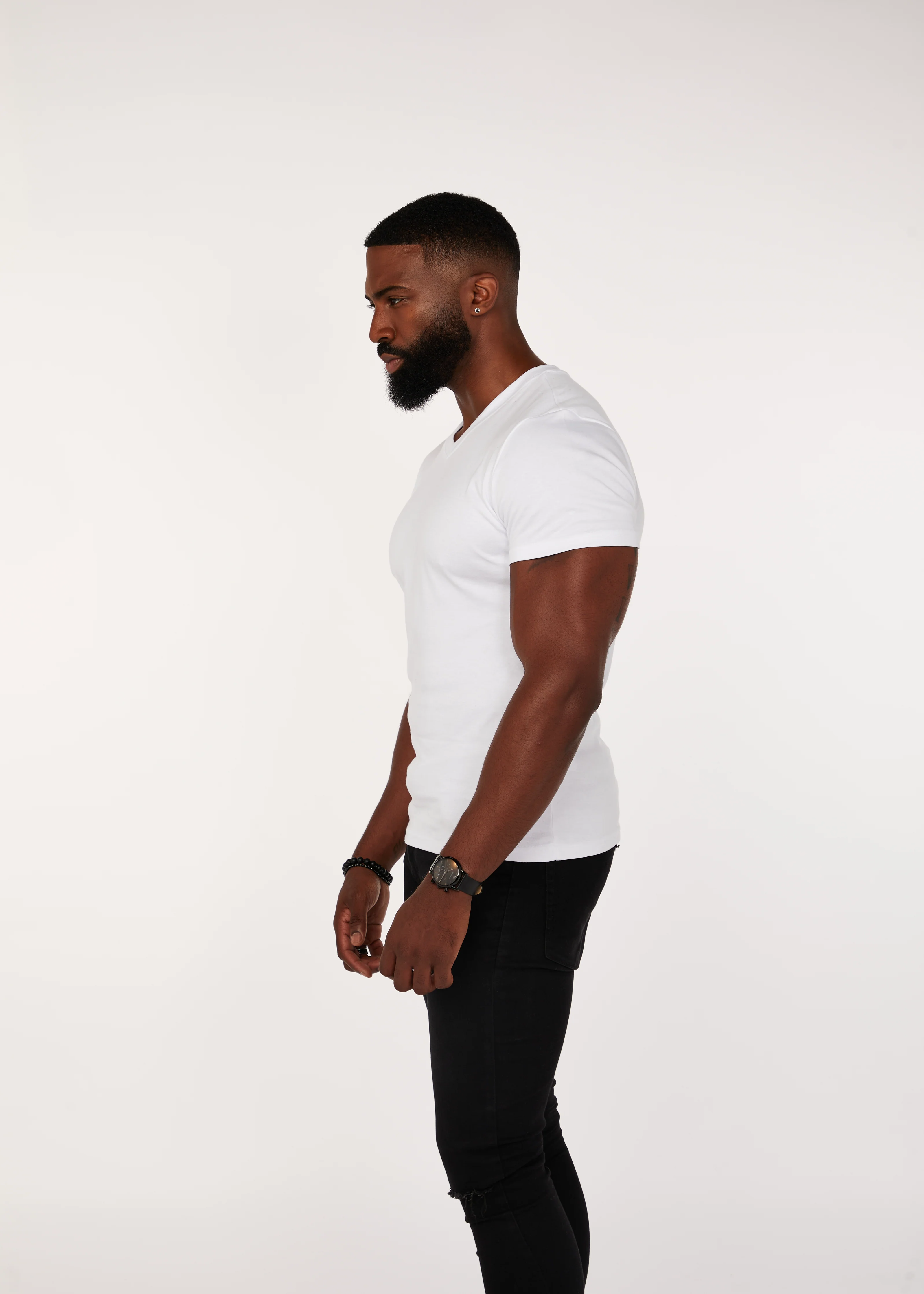 White V Neck Tapered Fit T-Shirt - Image 9